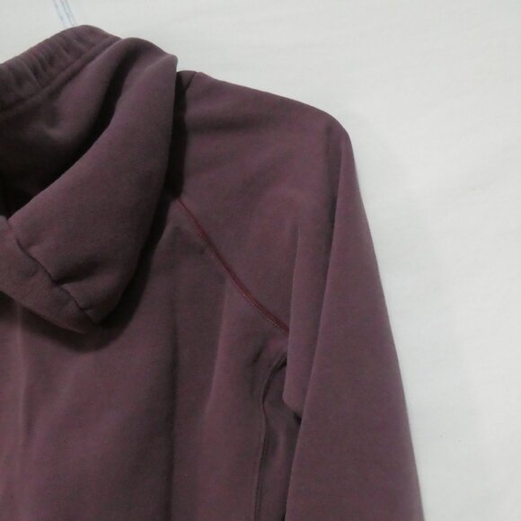 AMERICAN EAGLE OUTFITTERS | large | Cozy Burgundy Pullover Hoodie - Picture 12 of 16